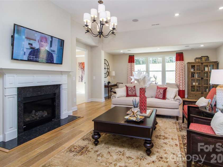 8941 Silver Springs Court, Charlotte, NC 28215.  MLS# CAR4365096, YatesRealty ID 12620. 