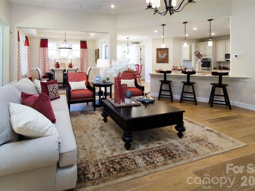 8941 Silver Springs Court, Charlotte, NC 28215.  MLS# CAR4365096, YatesRealty ID 12620. 
