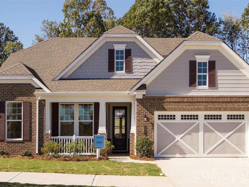 8941 Silver Springs Court, Charlotte, NC 28215.  MLS# CAR4365096, YatesRealty ID 12620. 