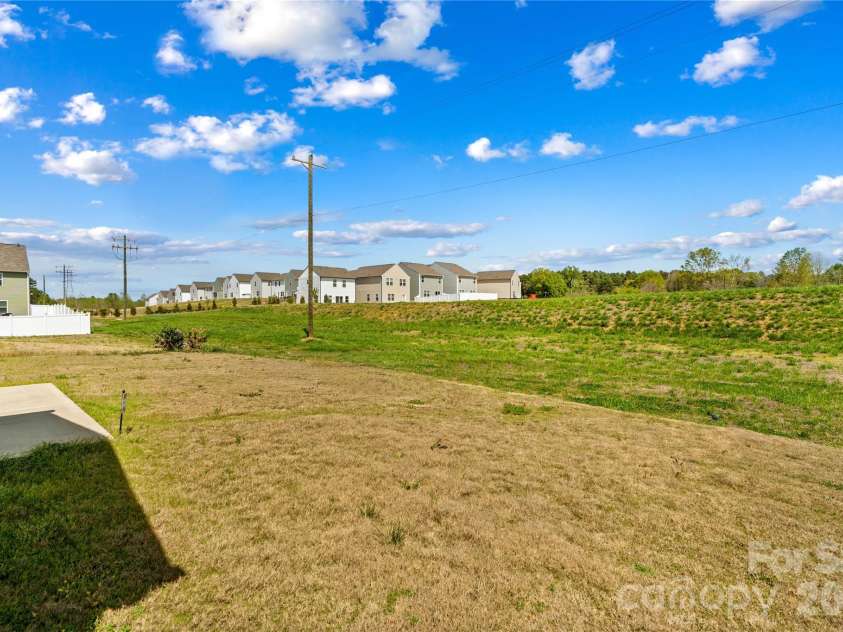 523 Willamette Drive, Salisbury, NC 28146.  MLS# CAR4364892, YatesRealty ID 12621. HOA Open Space