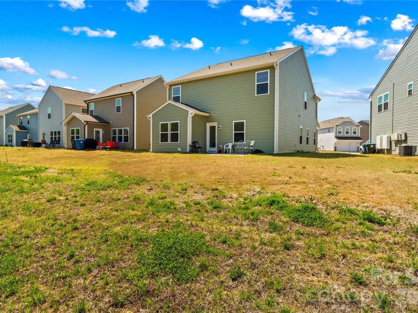 523 Willamette Drive, Salisbury, NC 28146.  MLS# CAR4364892, YatesRealty ID 12621. Space Between Houses