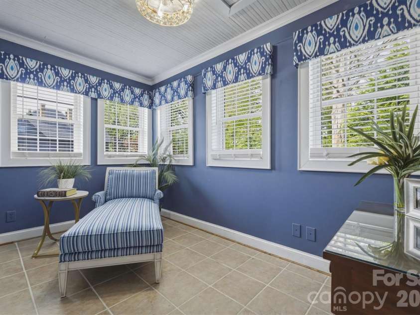 406 Green Street, Morganton, NC 28655.  MLS# CAR4366622, YatesRealty ID 12622. 