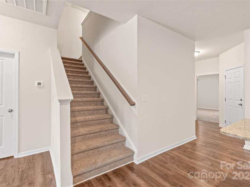 8500 Union Central Court, Waxhaw, NC 28173.  MLS# CAR4220758, YatesRealty ID 12622. Unleash your creativity in the giant bonus room—ideal for a home office, playroom, or entertainment space! The possibilities are endless.