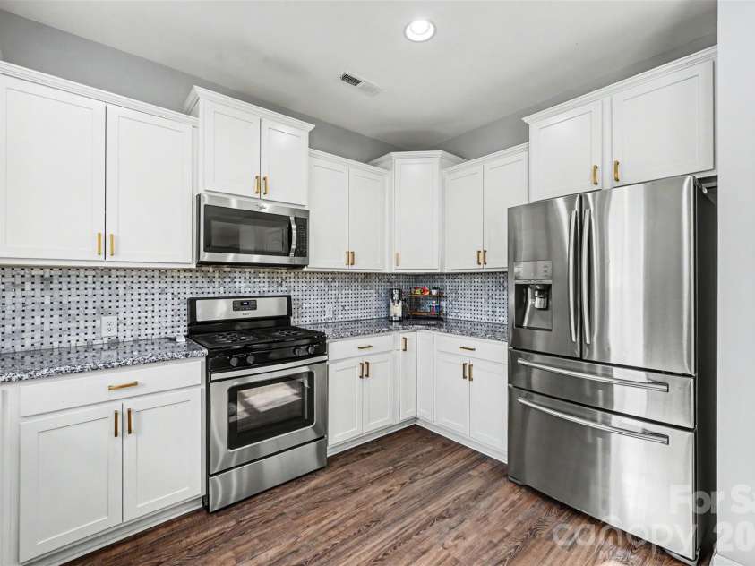 7015 Founders Way, Harrisburg, NC 28075.  MLS# CAR4366357, YatesRealty ID 12623. 
