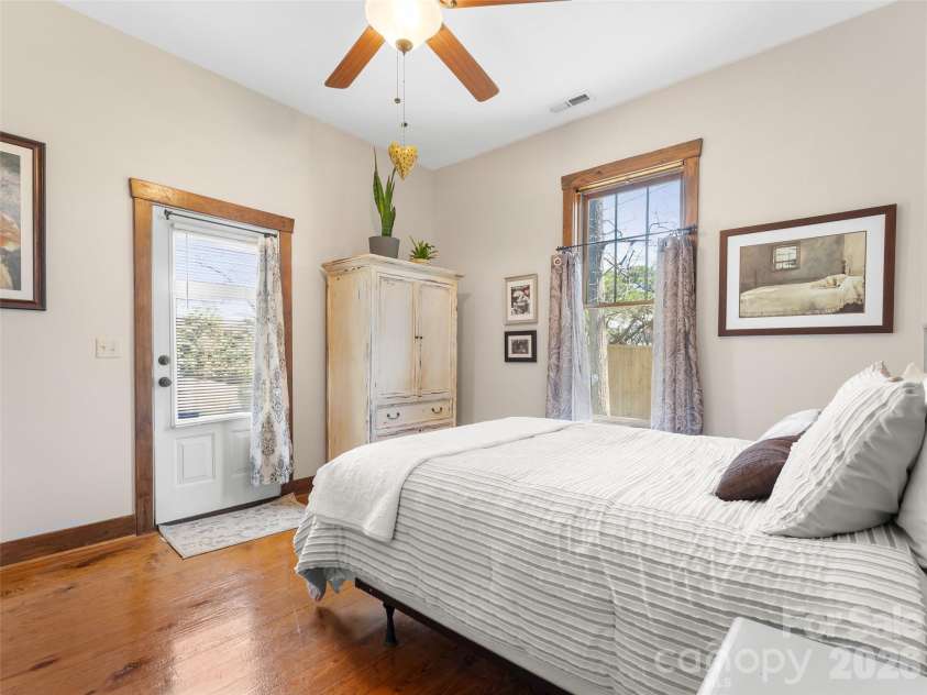 60 Morgan Street, Brevard, NC 28712.  MLS# CAR4366654, YatesRealty ID 12624. 