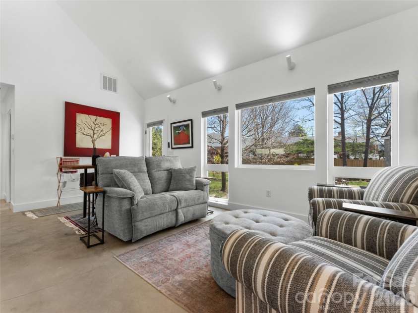 60 Morgan Street, Brevard, NC 28712.  MLS# CAR4366654, YatesRealty ID 12624. 
