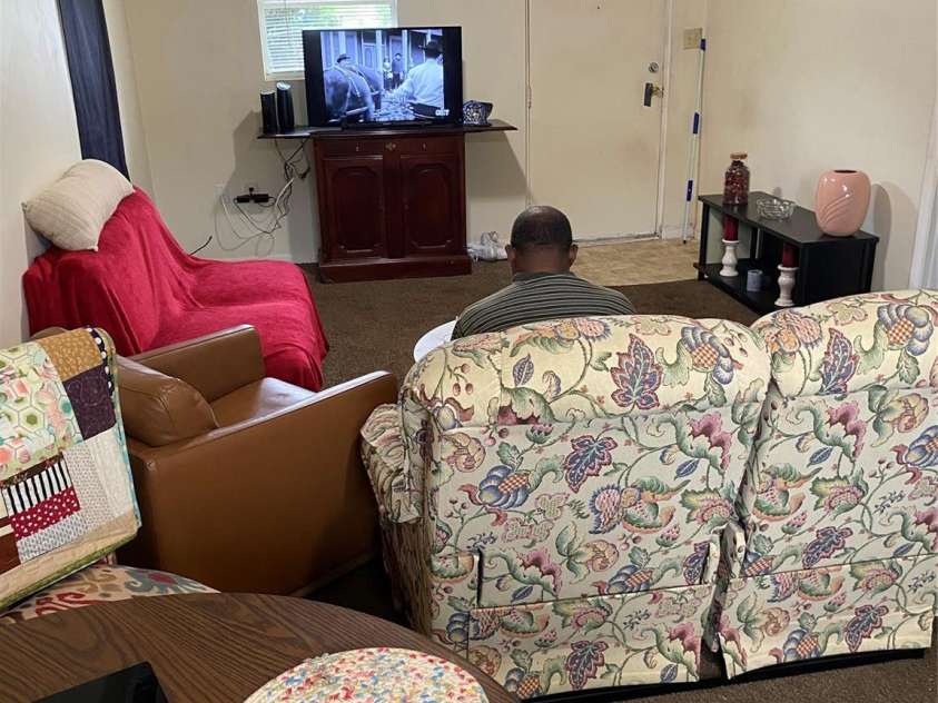 5309 Lewis Road, Gastonia, NC 28052.  MLS# CAR4257115, YatesRealty ID 12625. Unit 1-  Family/ Great room