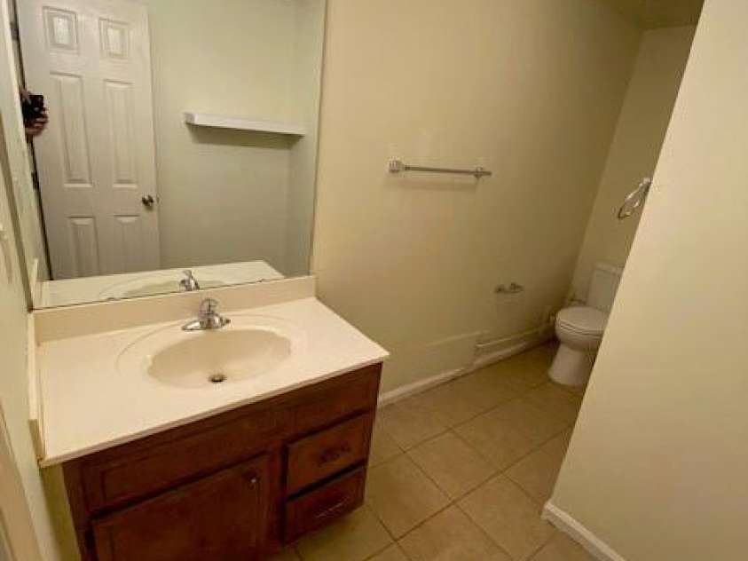 5309 Lewis Road, Gastonia, NC 28052.  MLS# CAR4257115, YatesRealty ID 12625. Unit# 4 Bathroom