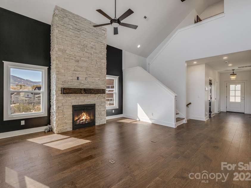 203 Boleyn Drive, Black Mountain, NC 28711.  MLS# CAR4258272, YatesRealty ID 12627. 