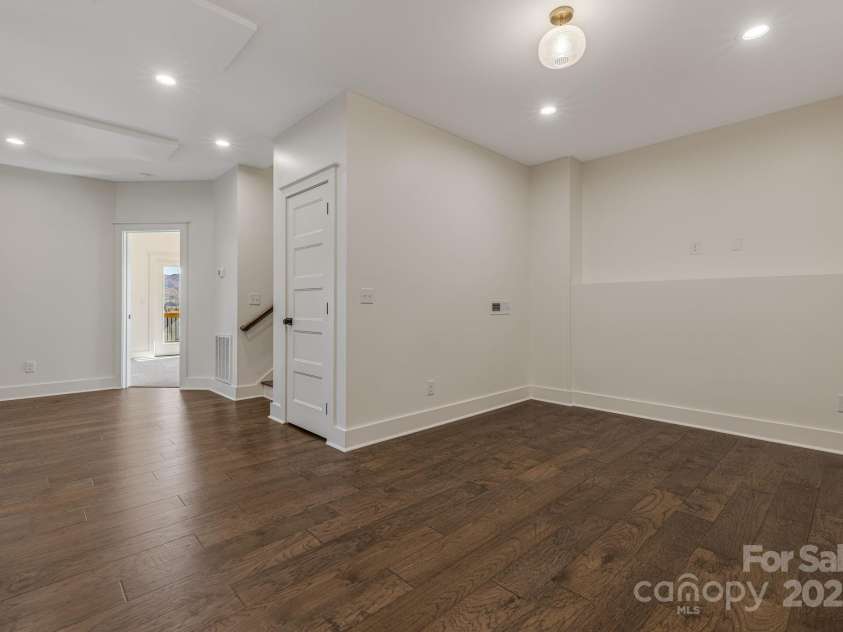 203 Boleyn Drive, Black Mountain, NC 28711.  MLS# CAR4258272, YatesRealty ID 12627. 
