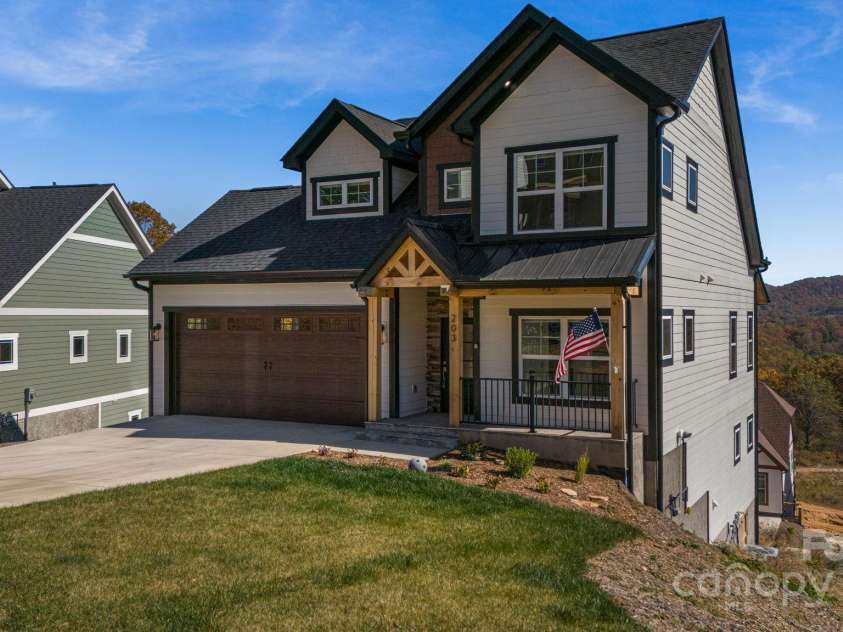203 Boleyn Drive, Black Mountain, NC 28711.  MLS# CAR4258272, YatesRealty ID 12627. 