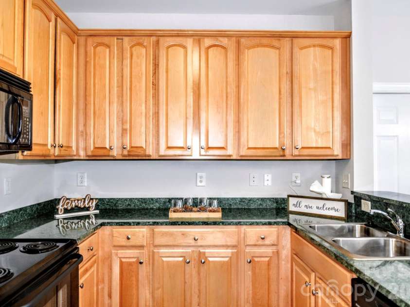 2323 Granville Place, Monroe, NC 28110.  MLS# CAR4349723, YatesRealty ID 12628. 