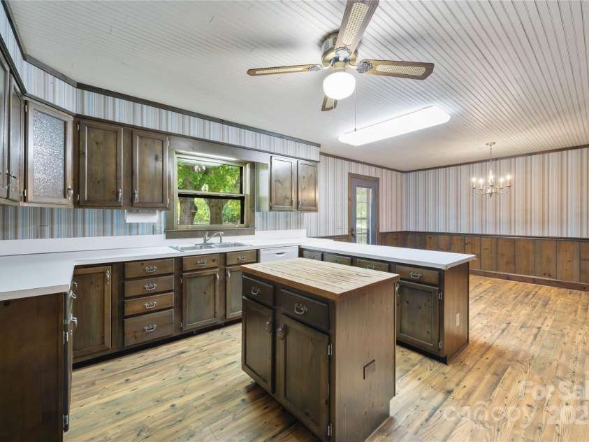 5200 Winding Lane, Indian Trail, NC 28079.  MLS# CAR4258487, YatesRealty ID 12628. 