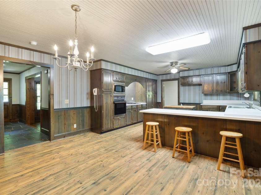 5200 Winding Lane, Indian Trail, NC 28079.  MLS# CAR4258487, YatesRealty ID 12628. 