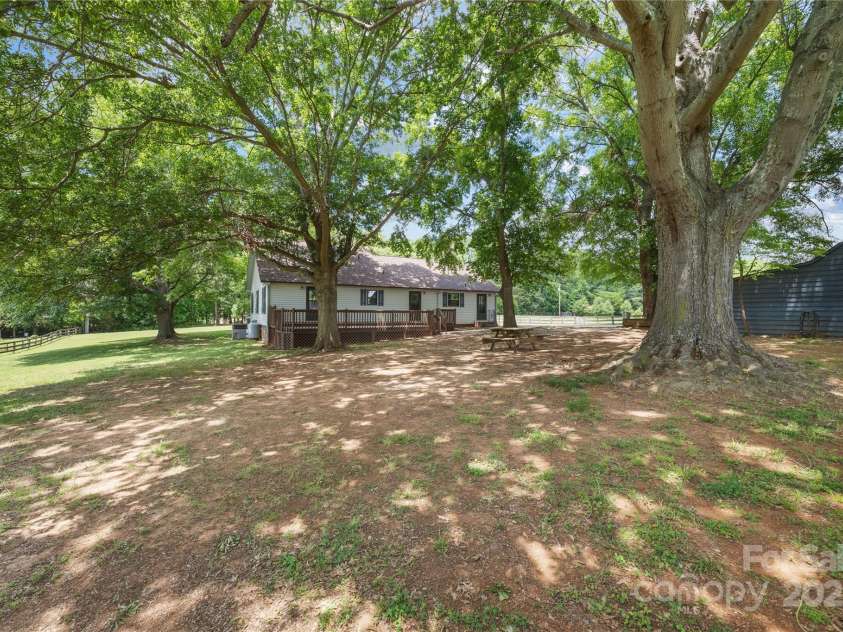 5200 Winding Lane, Indian Trail, NC 28079.  MLS# CAR4258487, YatesRealty ID 12628. 