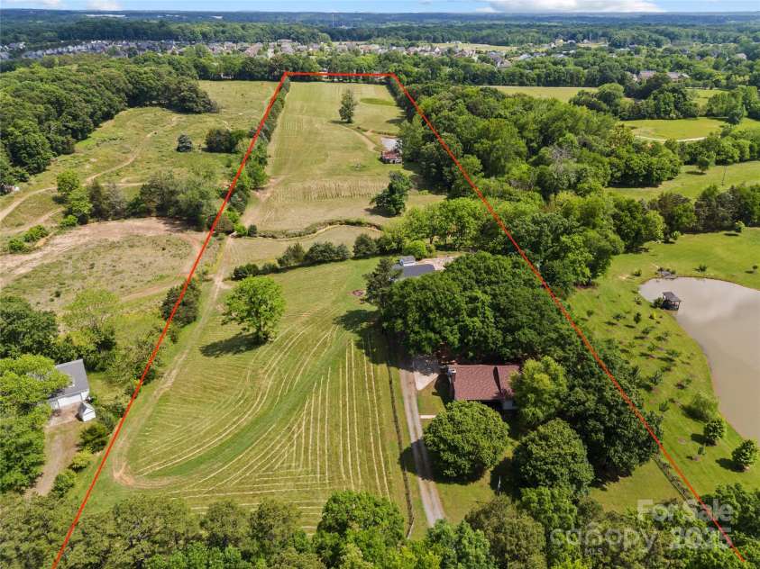 5200 Winding Lane, Indian Trail, NC 28079.  MLS# CAR4258487, YatesRealty ID 12628. 