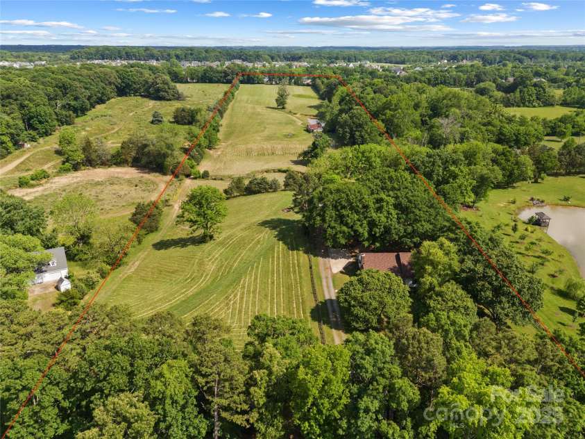 5200 Winding Lane, Indian Trail, NC 28079.  MLS# CAR4258487, YatesRealty ID 12628. 