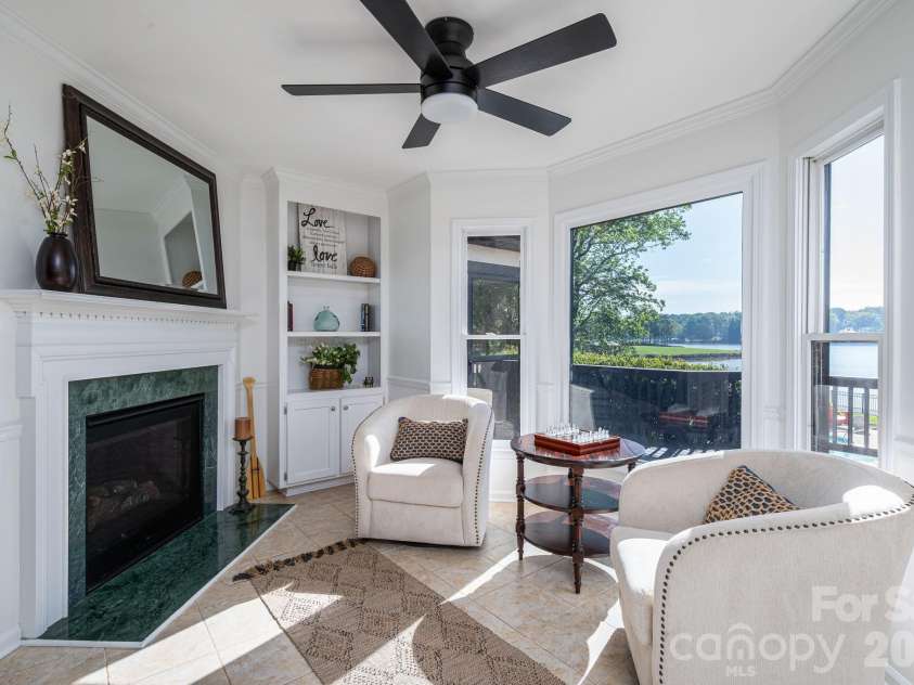 226 Bay Shore Drive, Belmont, NC 28012.  MLS# CAR4366773, YatesRealty ID 12629. 
