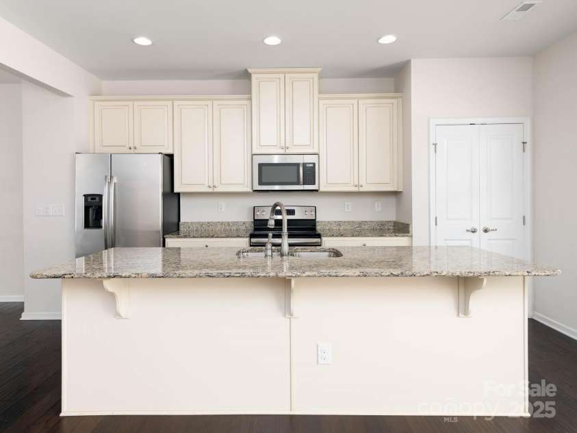 2448 Mariners Cove Lane, Denver, NC 28037.  MLS# CAR4256097, YatesRealty ID 12630. 