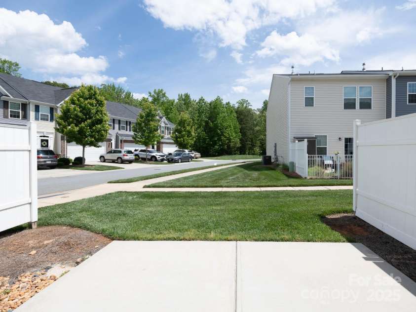 2448 Mariners Cove Lane, Denver, NC 28037.  MLS# CAR4256097, YatesRealty ID 12630. 