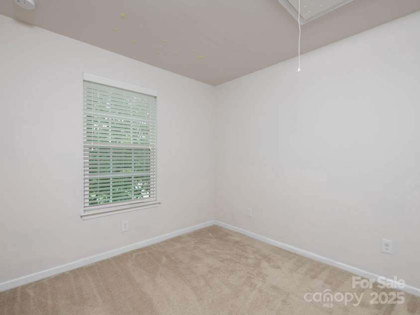 2448 Mariners Cove Lane, Denver, NC 28037.  MLS# CAR4256097, YatesRealty ID 12630. 