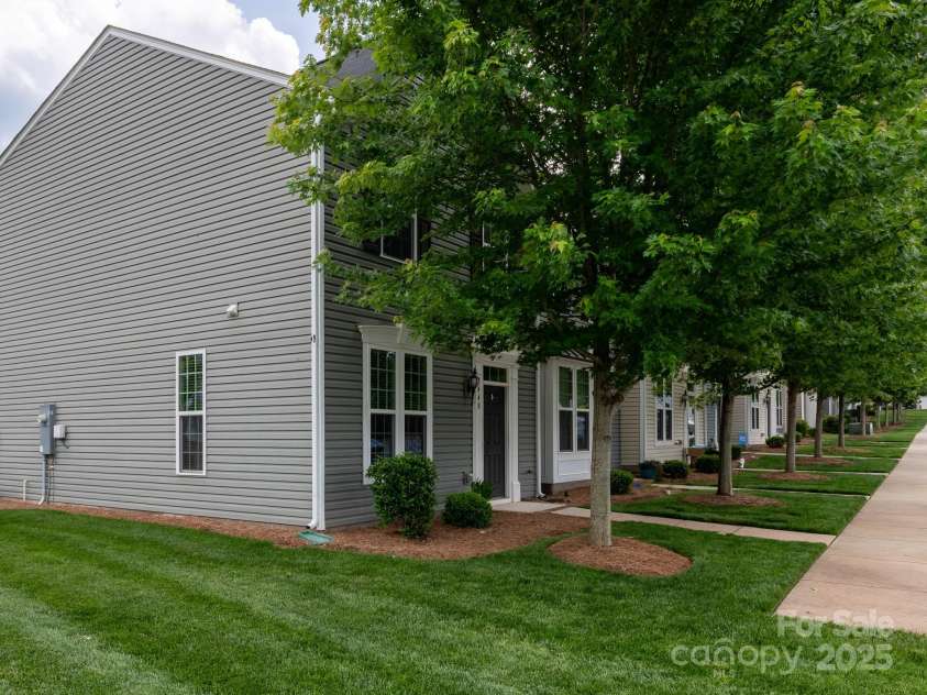 2448 Mariners Cove Lane, Denver, NC 28037.  MLS# CAR4256097, YatesRealty ID 12630. 