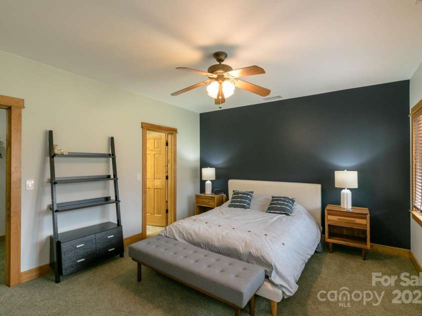324 Austin Mountain Drive, Burnsville, NC 28714.  MLS# CAR4256506, YatesRealty ID 12632. 