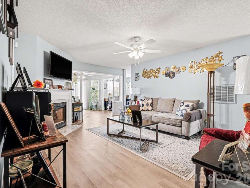 5813 Amity Springs Drive, Charlotte, NC 28212.  MLS# CAR4368141, YatesRealty ID 12632. 
