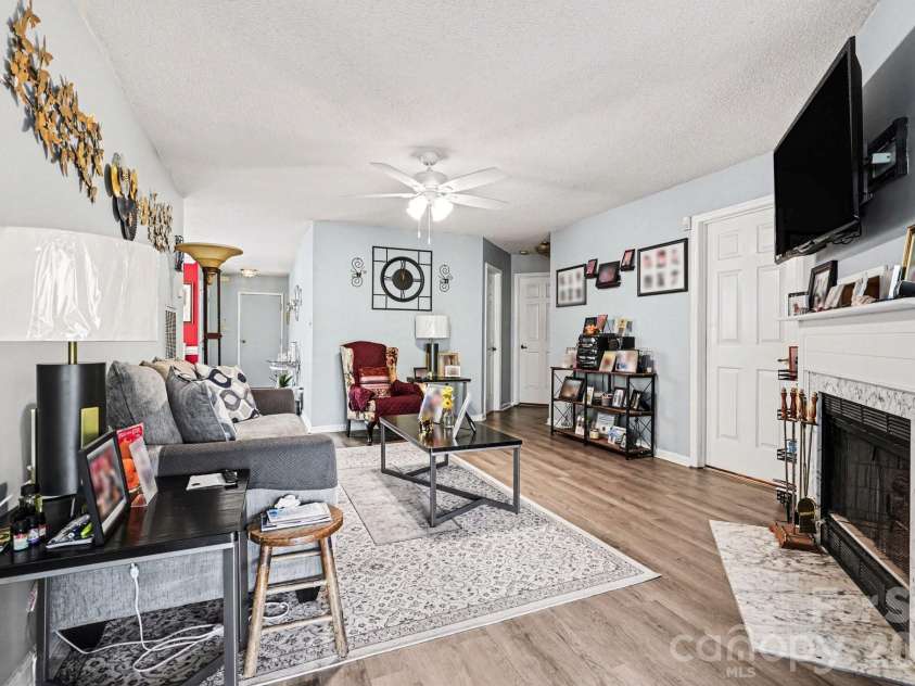 5813 Amity Springs Drive, Charlotte, NC 28212.  MLS# CAR4368141, YatesRealty ID 12632. 