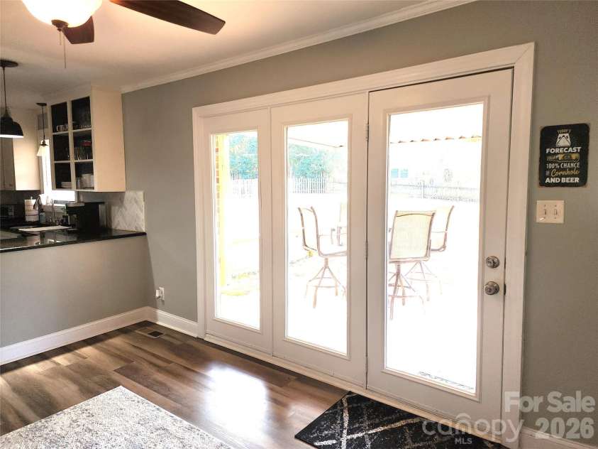 432 Virginia Avenue, Statesville, NC 28677.  MLS# CAR4334660, YatesRealty ID 12633. 
