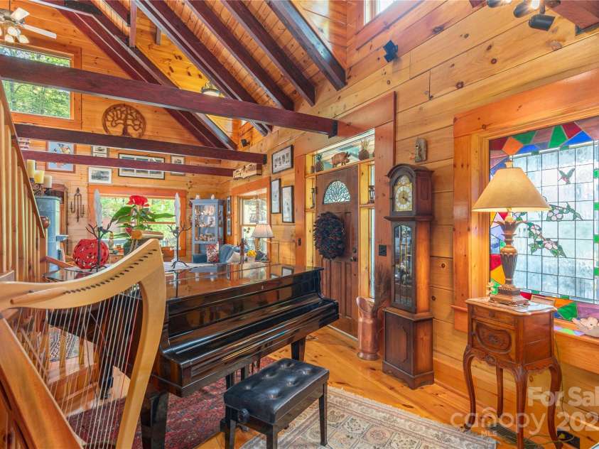 806 Twin Brook Drive, Waynesville, NC 28785.  MLS# CAR4254355, YatesRealty ID 12634. 