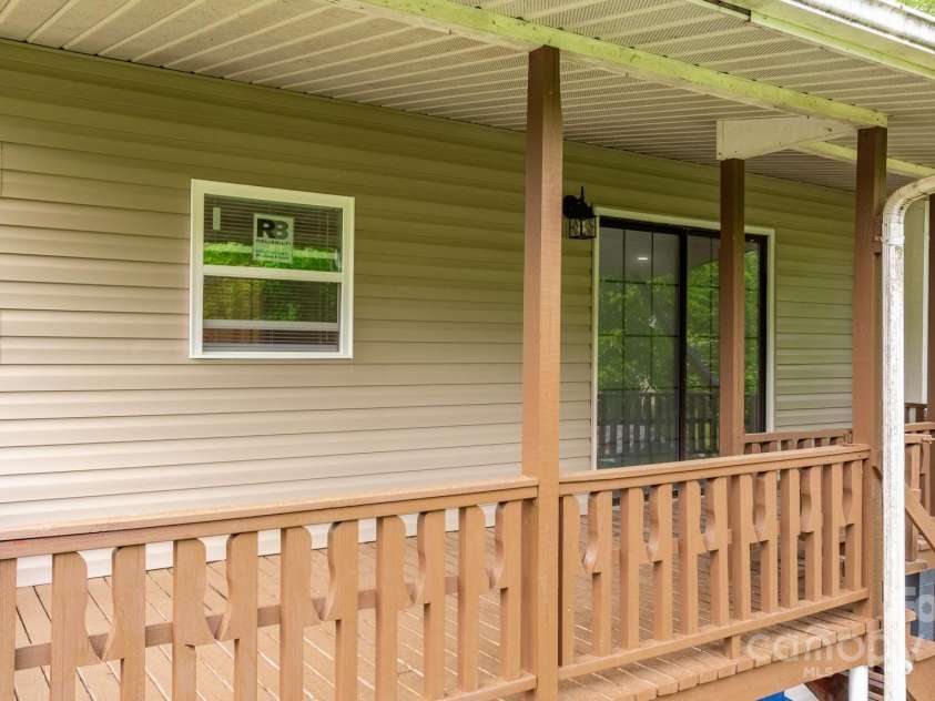 281 Glenwood Drive, Marion, NC 28752.  MLS# CAR4252545, YatesRealty ID 12635. 