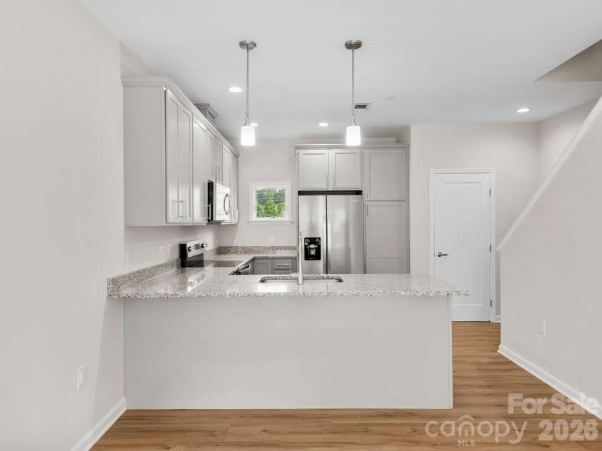 3 Lee Garden Lane, Asheville, NC 28801.  MLS# CAR4328368, YatesRealty ID 12637. 