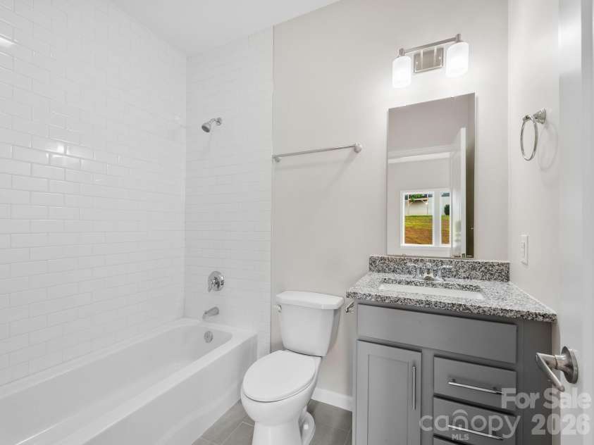 3 Lee Garden Lane, Asheville, NC 28801.  MLS# CAR4328368, YatesRealty ID 12637. 