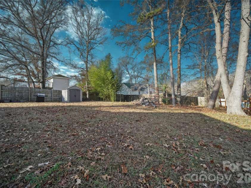 620 Pleasant Avenue, Kannapolis, NC 28081.  MLS# CAR4329657, YatesRealty ID 12638. 