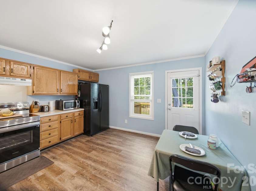 620 Pleasant Avenue, Kannapolis, NC 28081.  MLS# CAR4329657, YatesRealty ID 12638. 