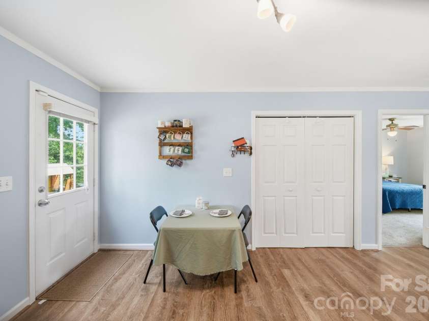 620 Pleasant Avenue, Kannapolis, NC 28081.  MLS# CAR4329657, YatesRealty ID 12638. 