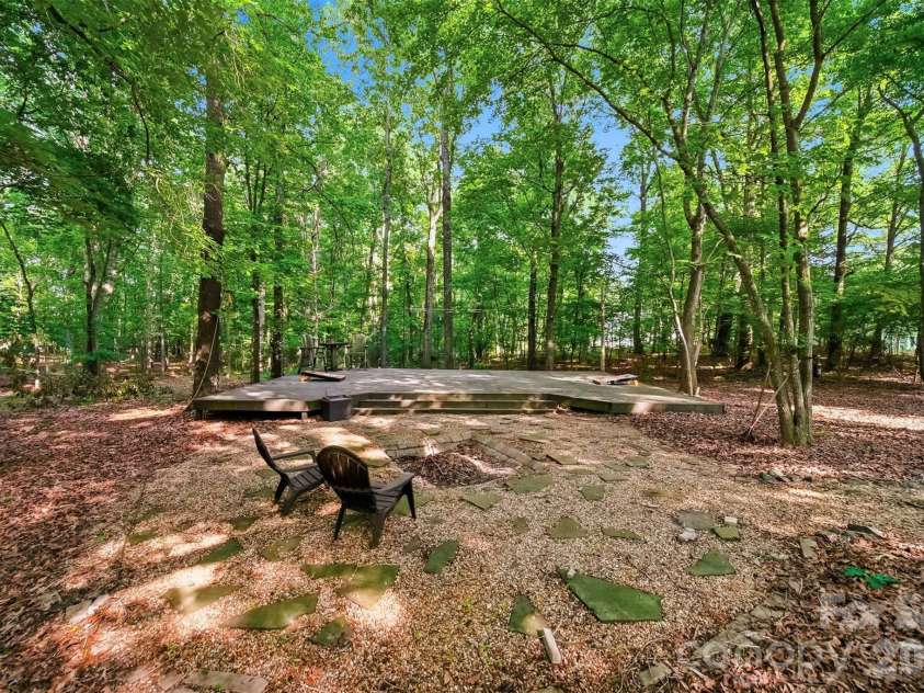 2419 Dellwood Drive, Monroe, NC 28112.  MLS# CAR4391464, YatesRealty ID 12639. 