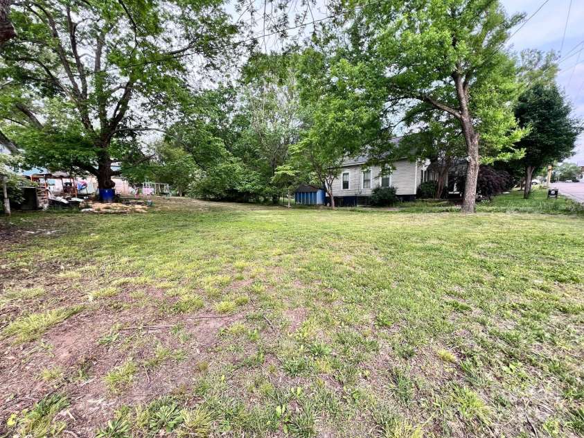 419 Spencer Avenue, Spencer, NC 28159.  MLS# CAR4253033, YatesRealty ID 12639. 