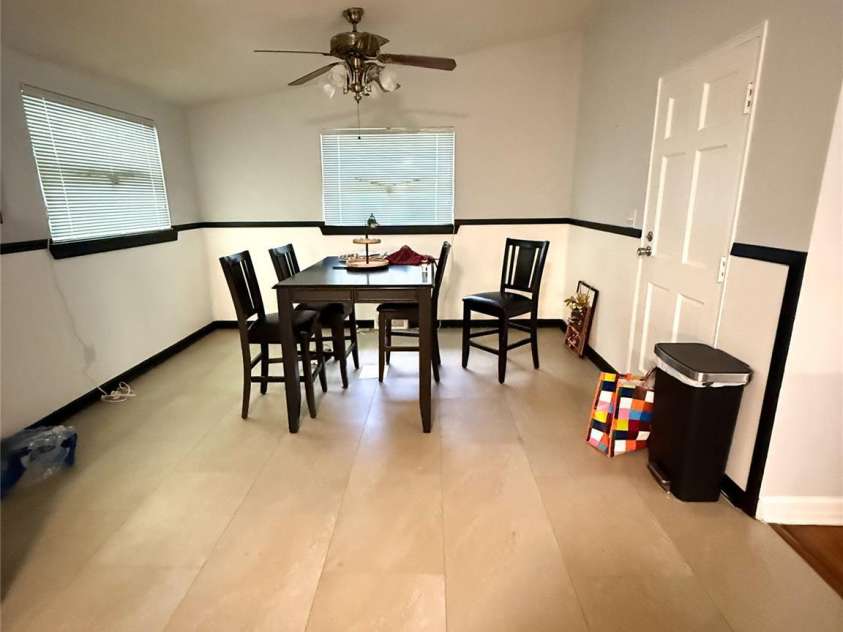 511 Eastwood Drive, Albemarle, NC 28001.  MLS# CAR4258873, YatesRealty ID 12640. Breakfast Nook