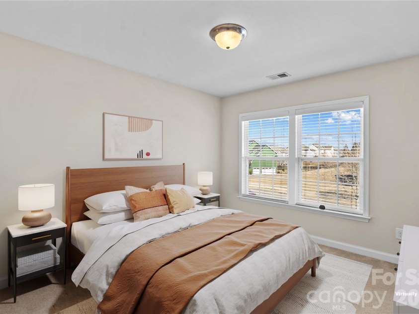 13603 Helen Benson Boulevard, Davidson, NC 28036.  MLS# CAR4341167, YatesRealty ID 12643. Fourth bedroom.