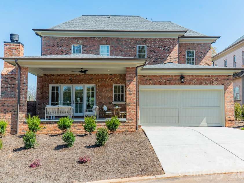 4004 Nettie Court, Charlotte, NC 28211.  MLS# CAR4349733, YatesRealty ID 12644. 