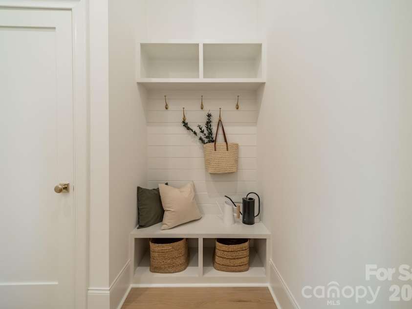 4004 Nettie Court, Charlotte, NC 28211.  MLS# CAR4349733, YatesRealty ID 12644. Drop zone