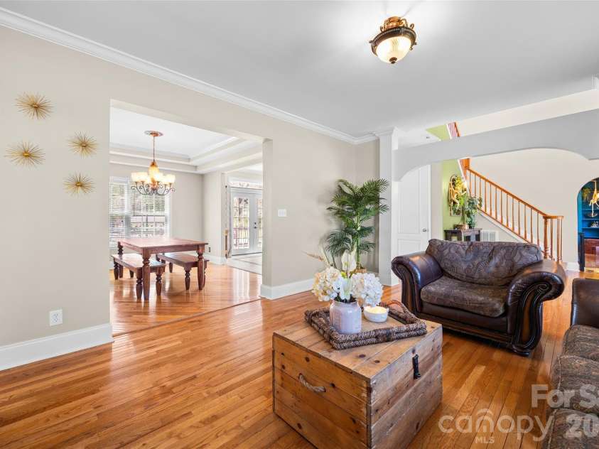 204 Moore Drive, Gastonia, NC 28056.  MLS# CAR4353132, YatesRealty ID 12645. 