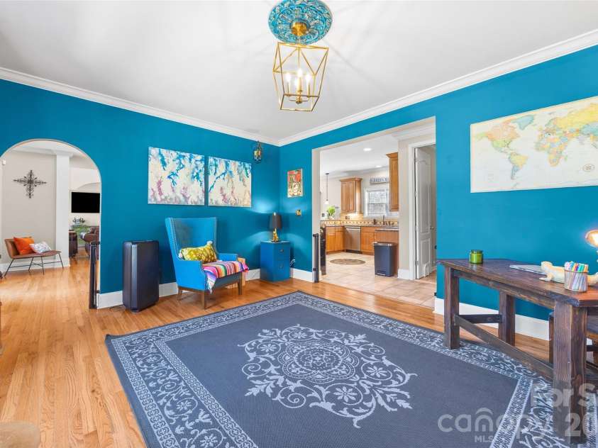 204 Moore Drive, Gastonia, NC 28056.  MLS# CAR4353132, YatesRealty ID 12645. 