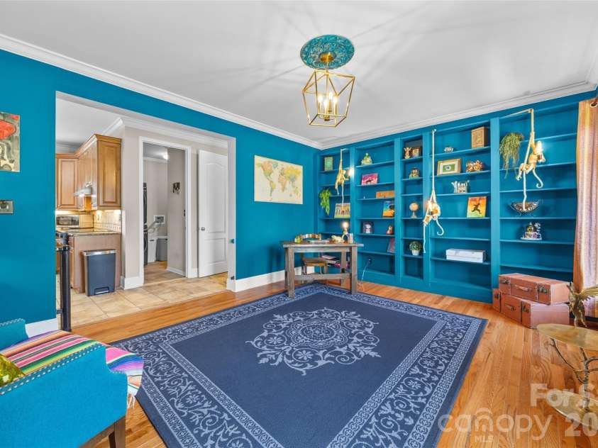 204 Moore Drive, Gastonia, NC 28056.  MLS# CAR4353132, YatesRealty ID 12645. 