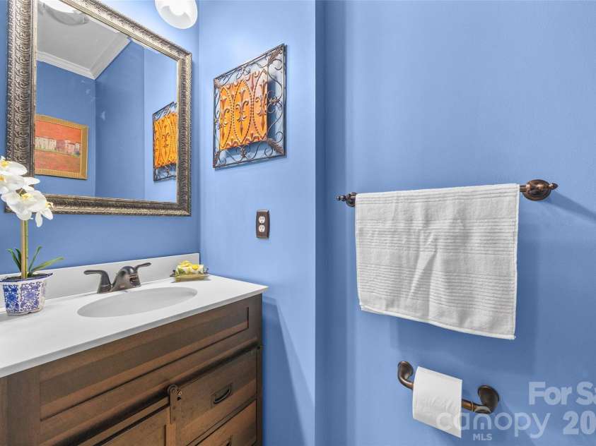 204 Moore Drive, Gastonia, NC 28056.  MLS# CAR4353132, YatesRealty ID 12645. 