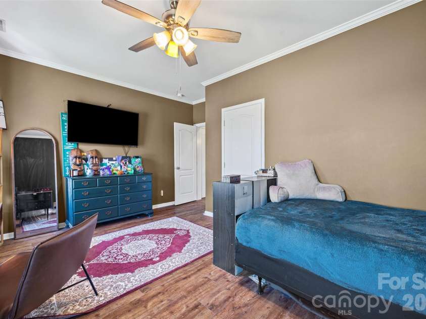 204 Moore Drive, Gastonia, NC 28056.  MLS# CAR4353132, YatesRealty ID 12645. 