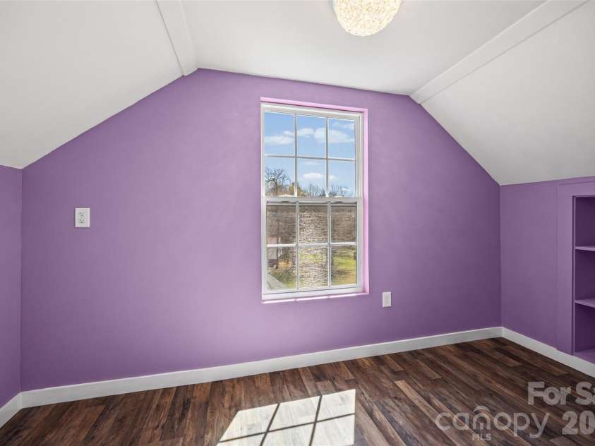 204 Moore Drive, Gastonia, NC 28056.  MLS# CAR4353132, YatesRealty ID 12645. 