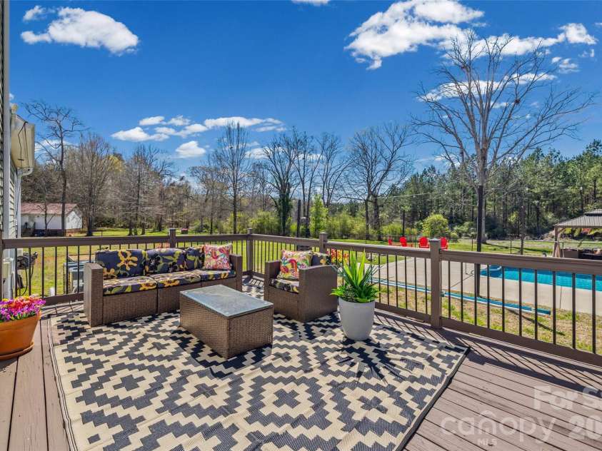 204 Moore Drive, Gastonia, NC 28056.  MLS# CAR4353132, YatesRealty ID 12645. 